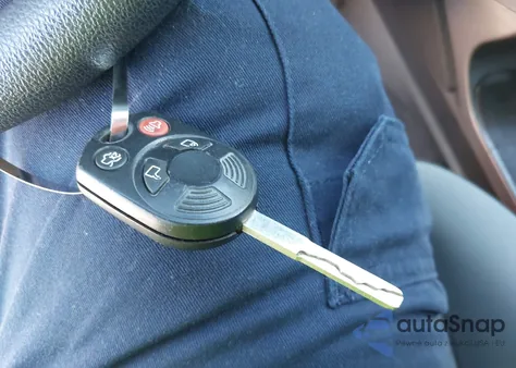 2014 Ford Escape Se z USA, uszkodzony, nr VIN 1FMCU0GX9EUC18275